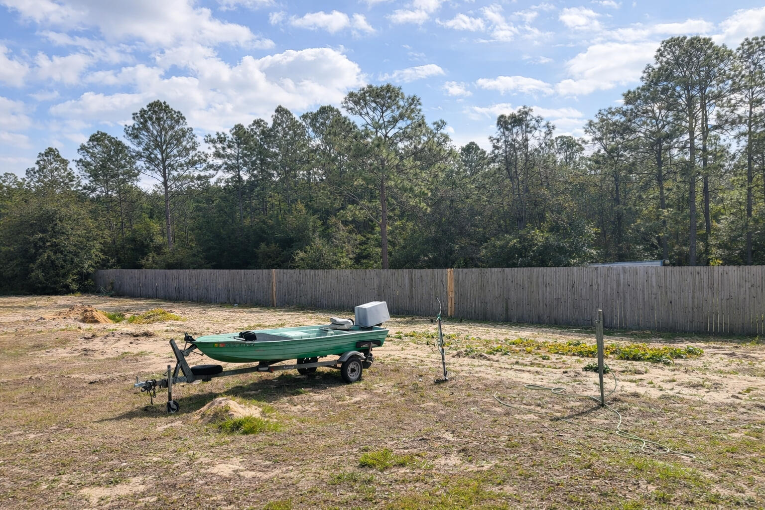 130 Stephens Lane Crestview, FL 32539 - Photo 13 of 16 Large Garden: Planted!