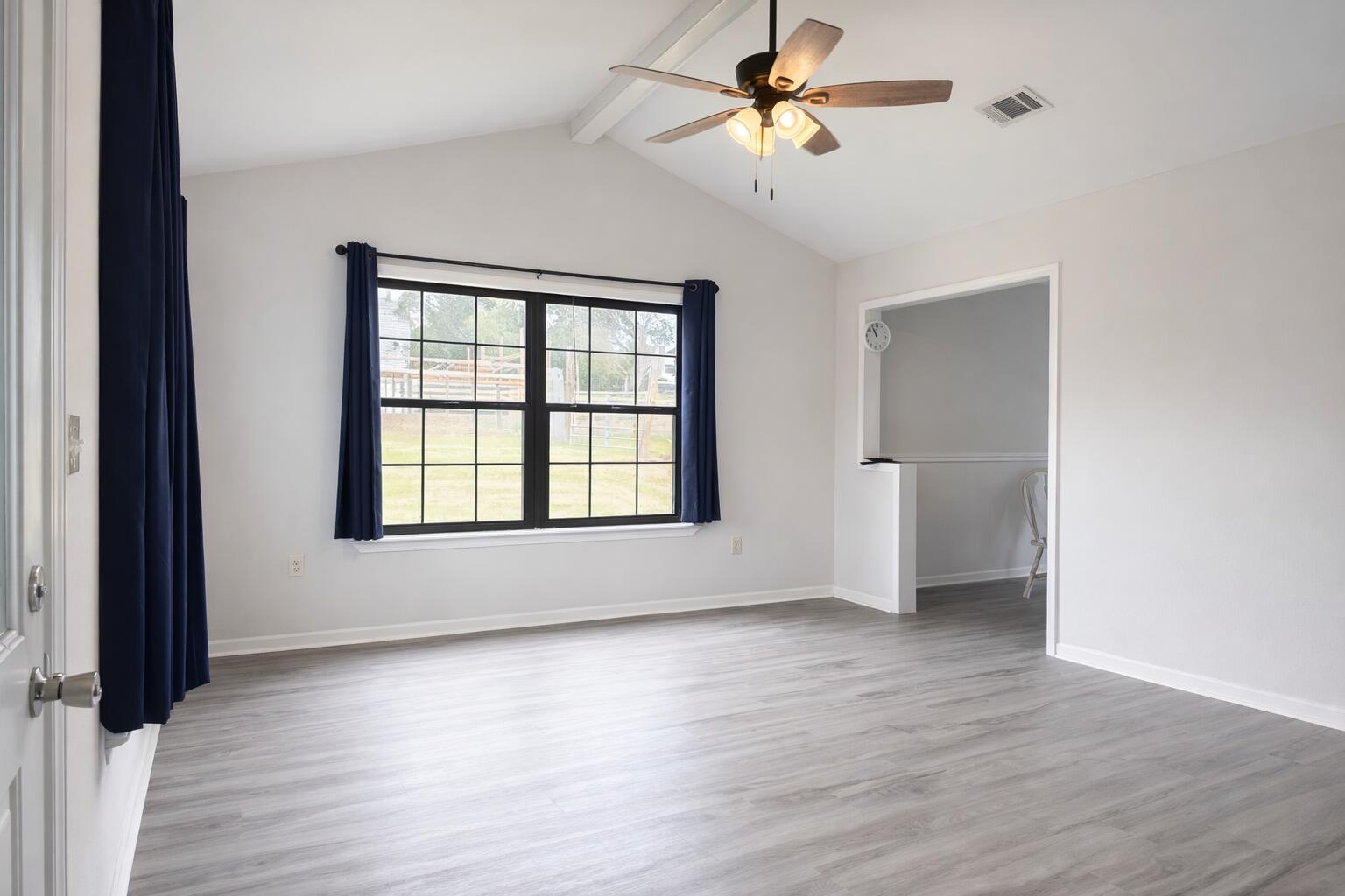 130 Stephens Lane Crestview, FL 32539 - Photo 3 of 16 New LVP Flooring!