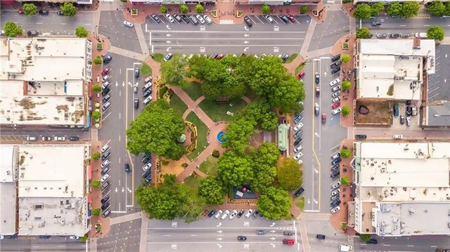 $894,000 | 209 Waterman St S East, Marietta, GA 30060