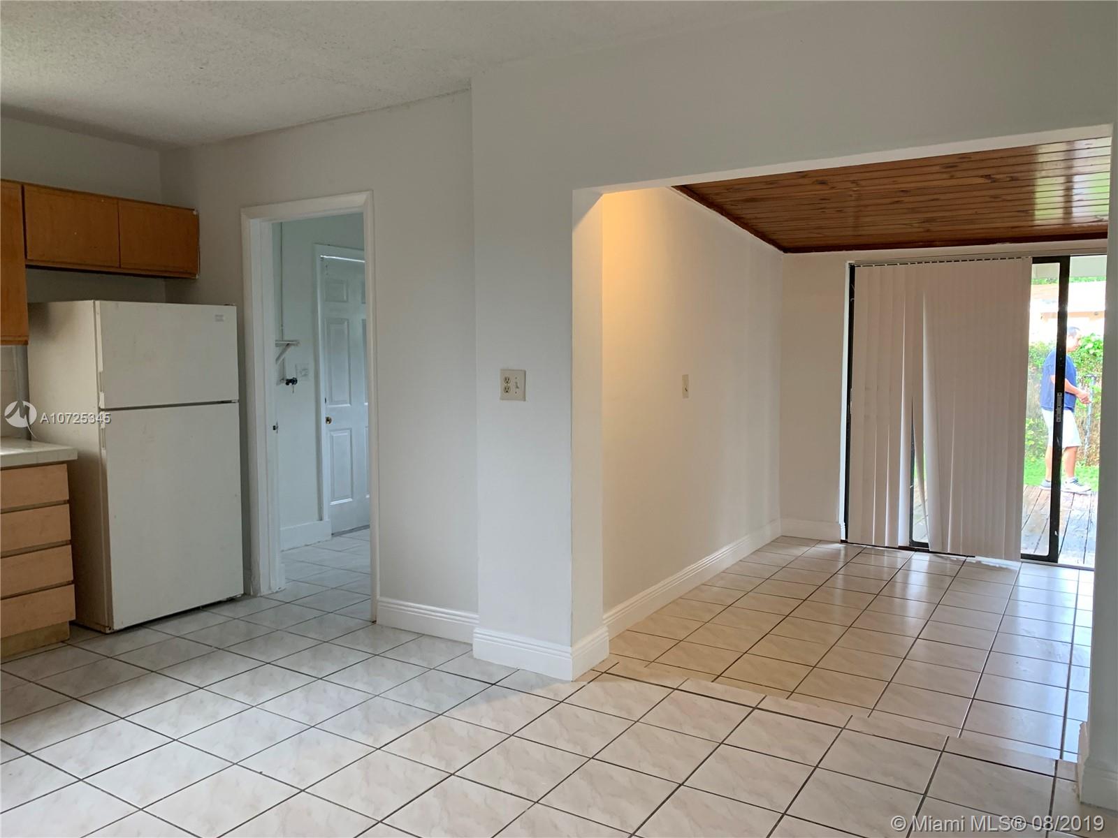 12001 Southwest 176th Terrace Miami, FL 33177 - Photo 12 of 24