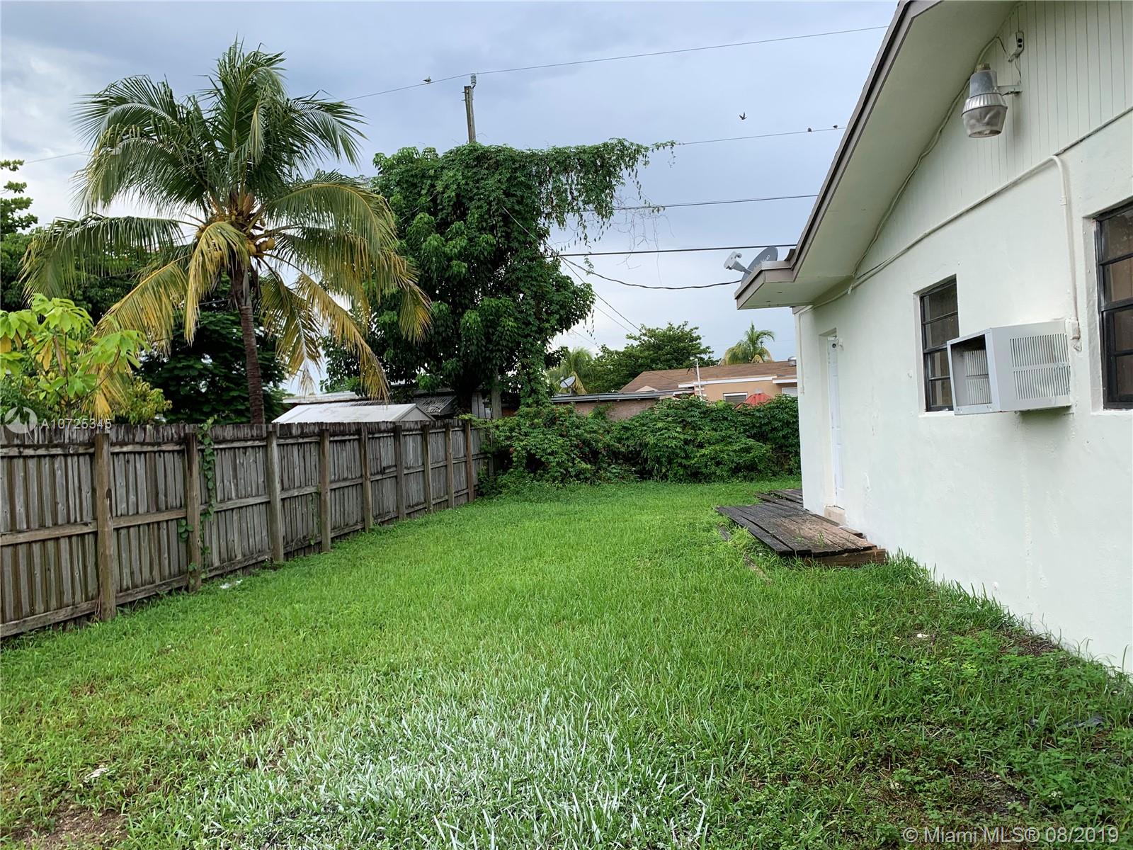 12001 Southwest 176th Terrace Miami, FL 33177 - Photo 3 of 24