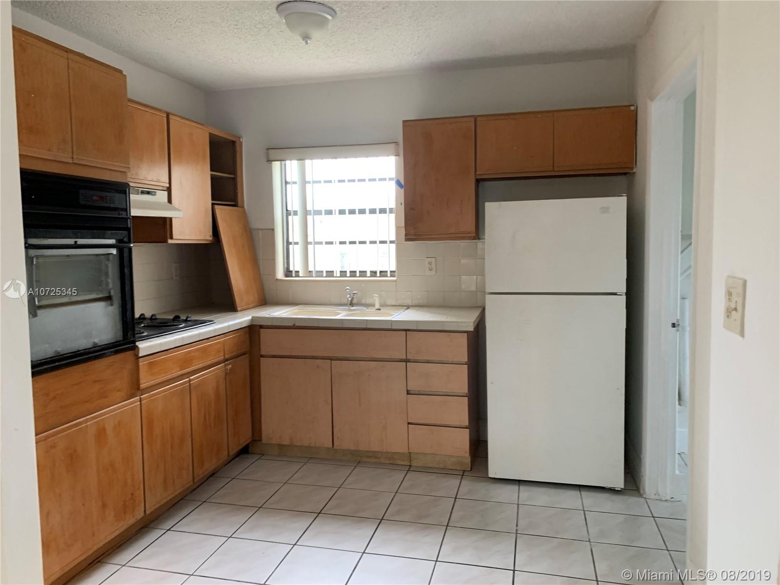 12001 Southwest 176th Terrace Miami, FL 33177 - Photo 7 of 24