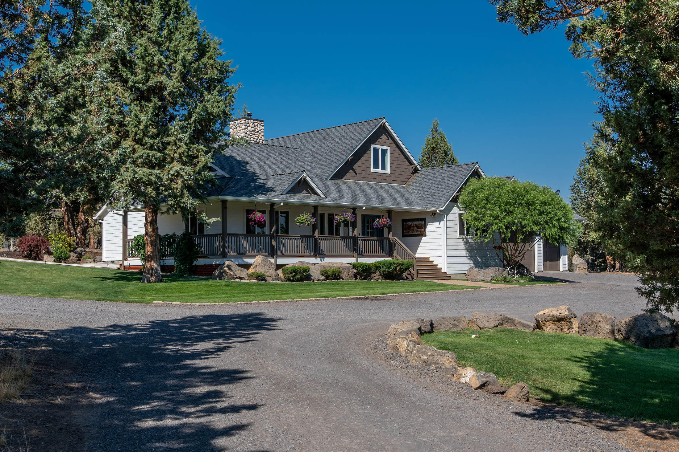 61375 Gribbling Road Bend, OR 97702 - Photo 6 of 41 61375 Gribbling Rd_0129 copy