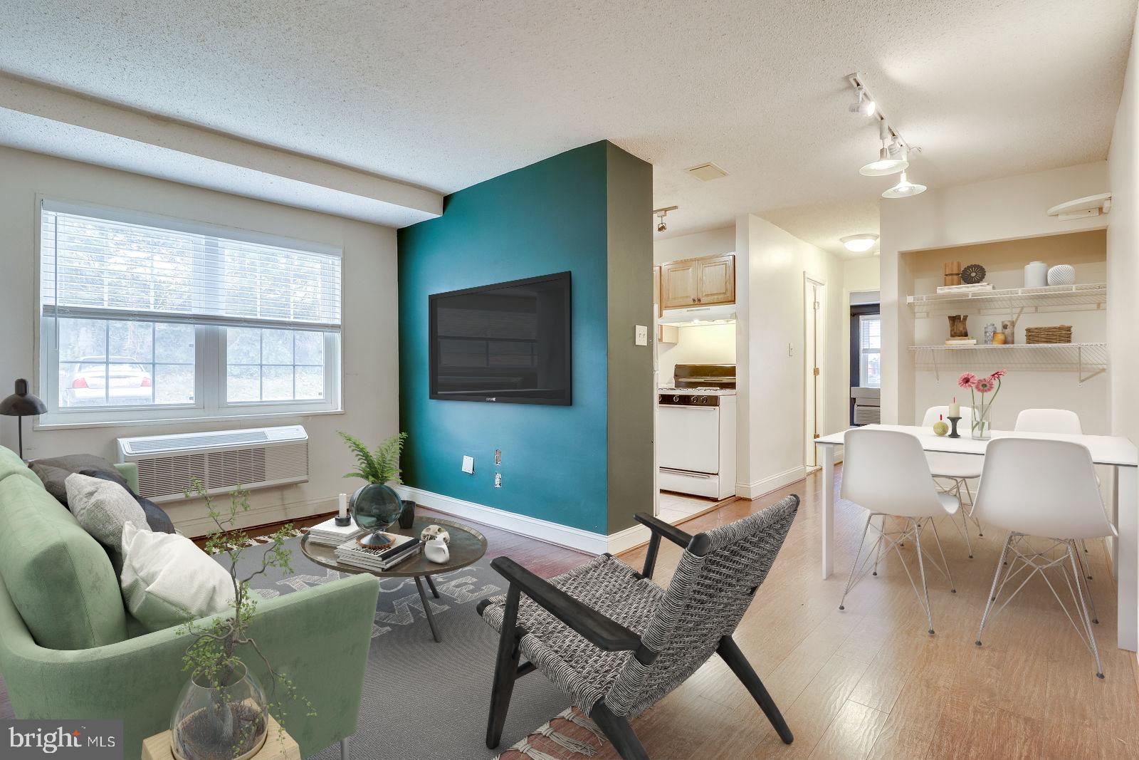 2239 Farrington Avenue, Unit 103 Alexandria, VA 22303 - Photo 3 of 32 Living Room