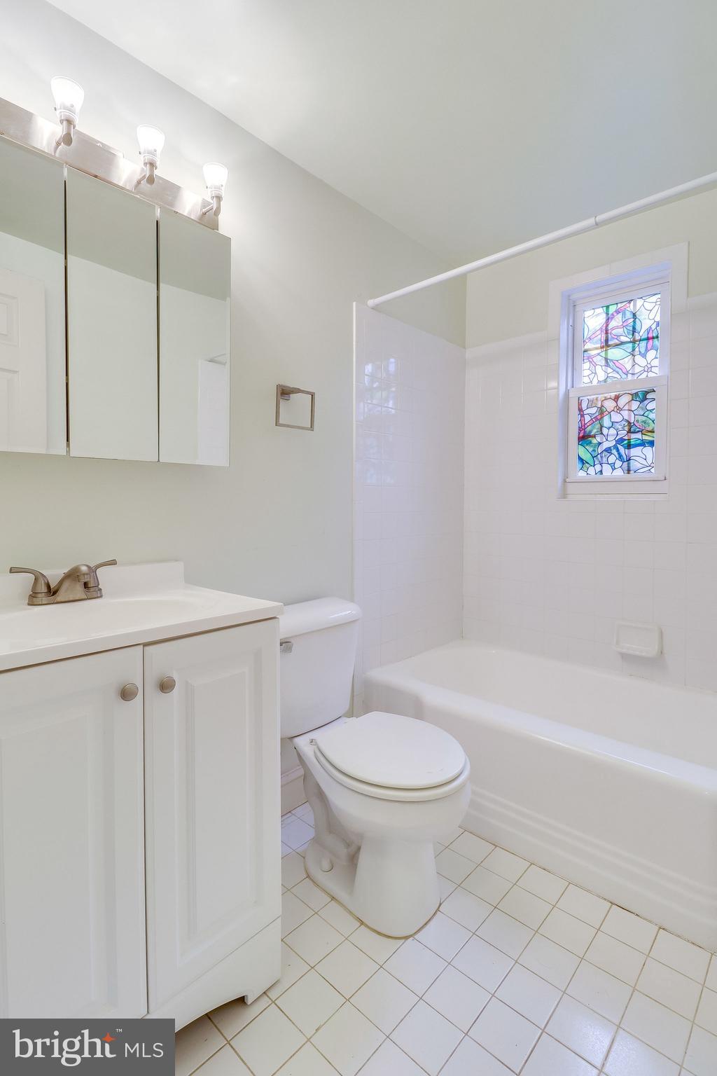 2239 Farrington Avenue, Unit 103 Alexandria, VA 22303 - Photo 22 of 32 Bathroom
