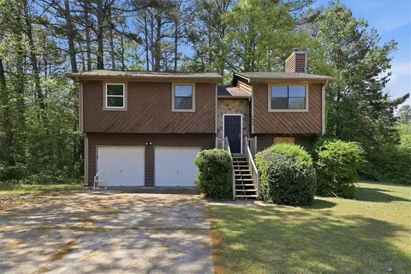 $159,900 | 3449 Oak Run Drive, Lithonia, GA 30038