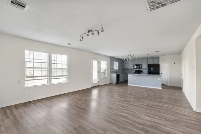 $2,400 | 18102 Clayton Bluff Lane, Cypress, TX 77433