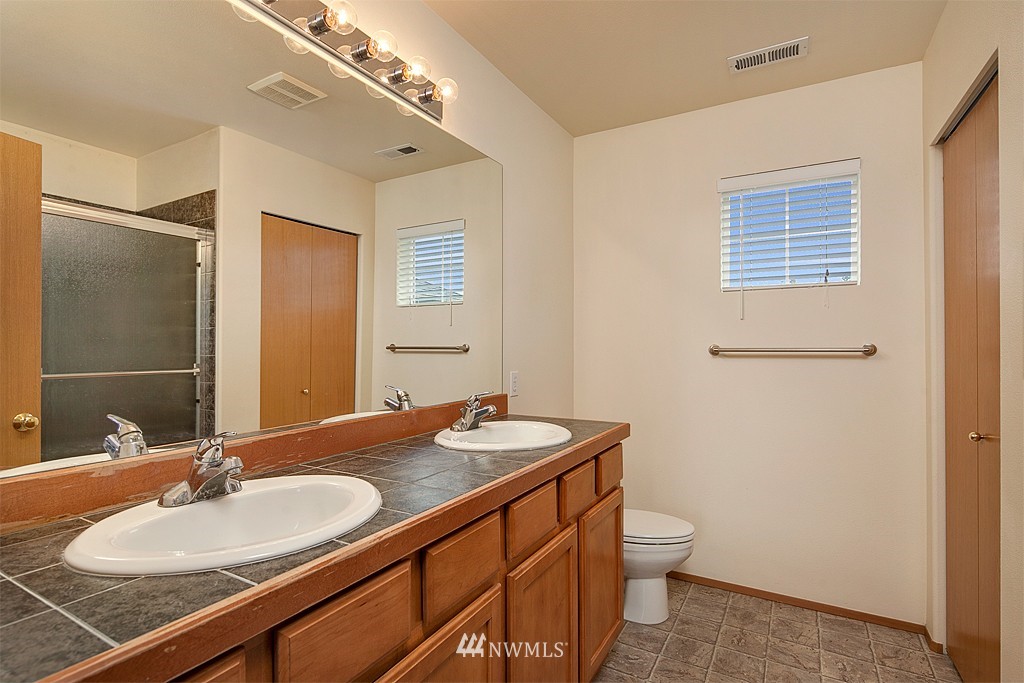 321 Kirkland Place Southeast Renton, WA 98056 - Photo 14 of 21 Gallery Image 14