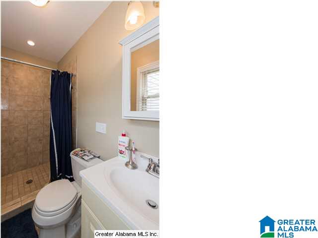 709 Grove Street Birmingham, AL 35209 - Photo 18 of 32