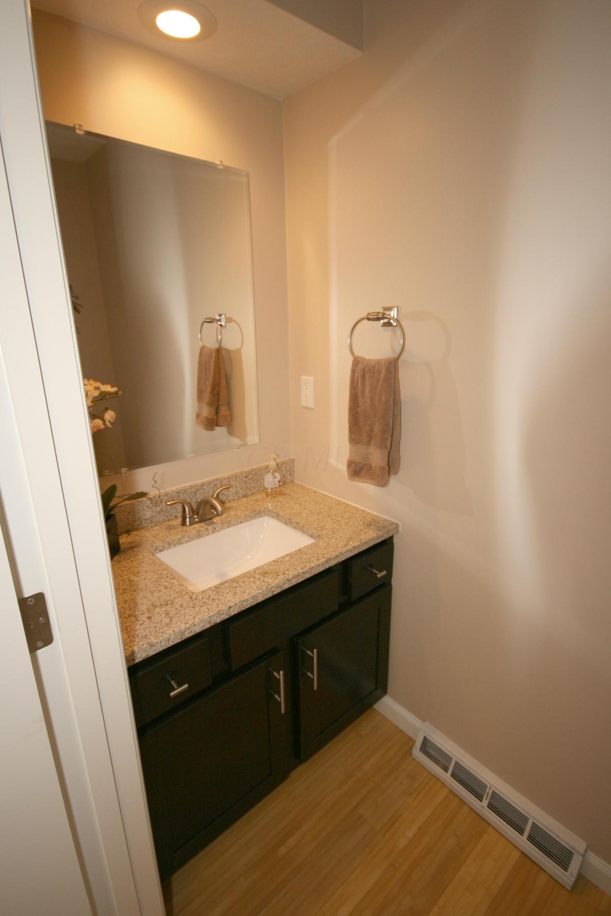 819 Riva Ridge Boulevard Gahanna, OH 43230 - Photo 14 of 42 Gallery Image 14