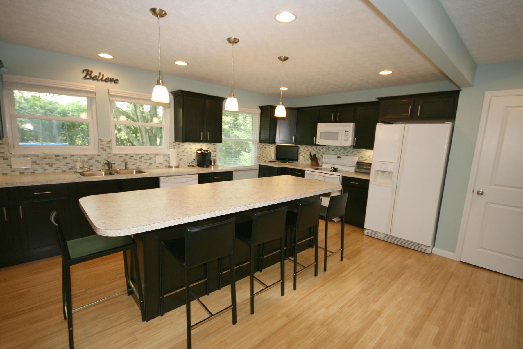 819 Riva Ridge Boulevard Gahanna, OH 43230 - Photo 5 of 42 Gallery Image 5