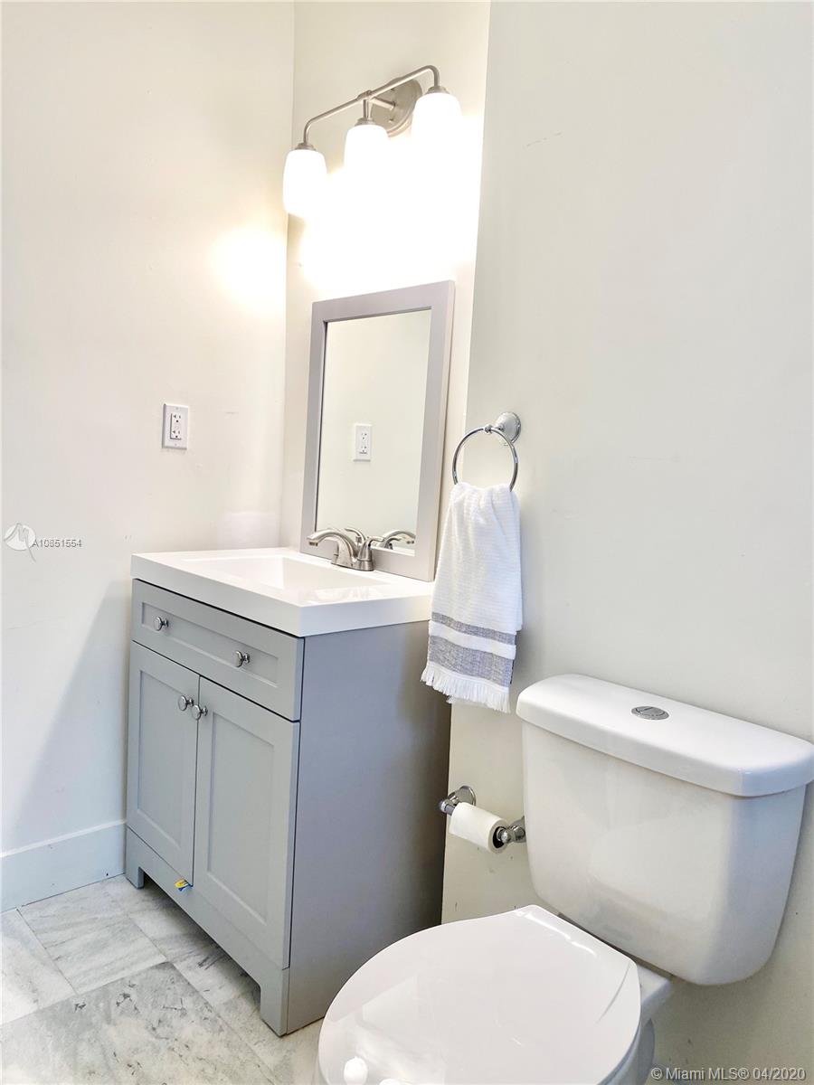 4720 Pine Tree Drive, Unit 5 Miami Beach, FL 33140 - Photo 19 of 25