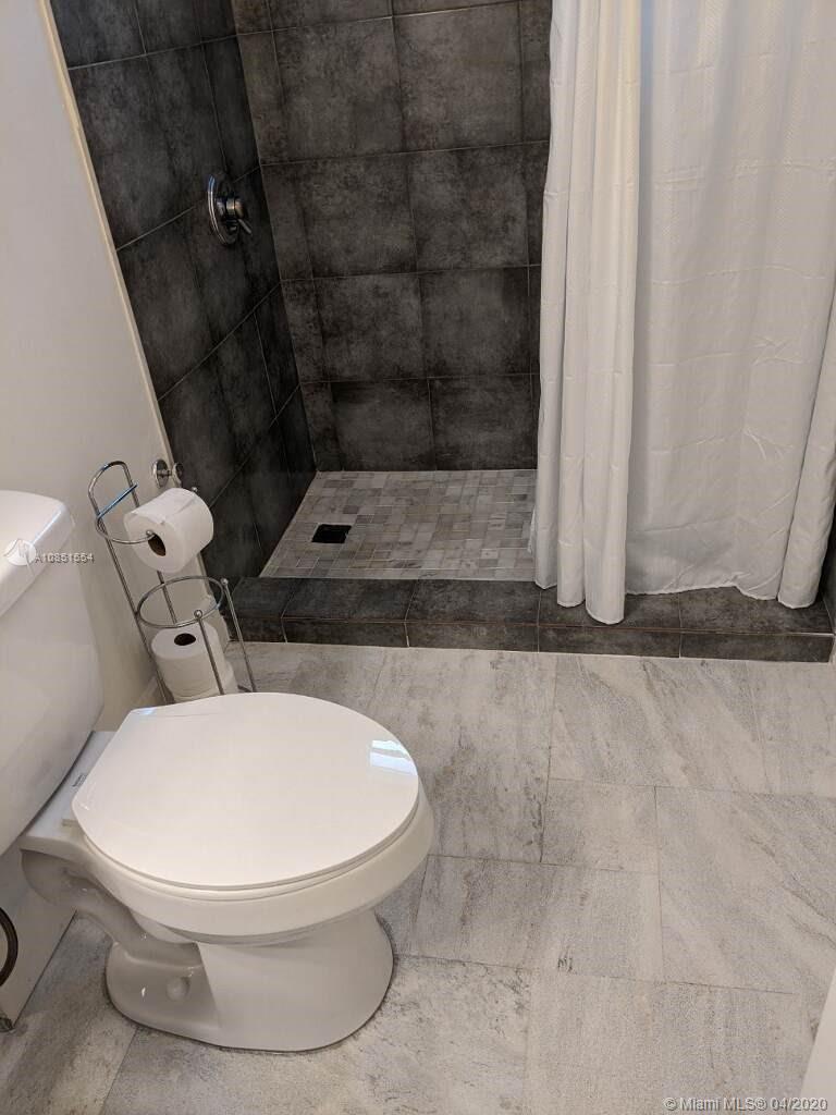 4720 Pine Tree Drive, Unit 5 Miami Beach, FL 33140 - Photo 20 of 25