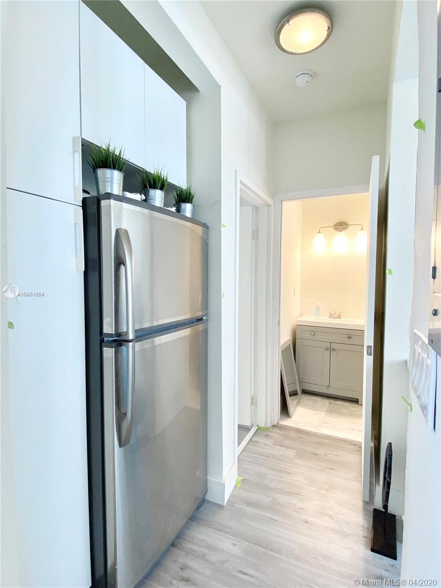 4720 Pine Tree Drive, Unit 5 Miami Beach, FL 33140 - Photo 9 of 25