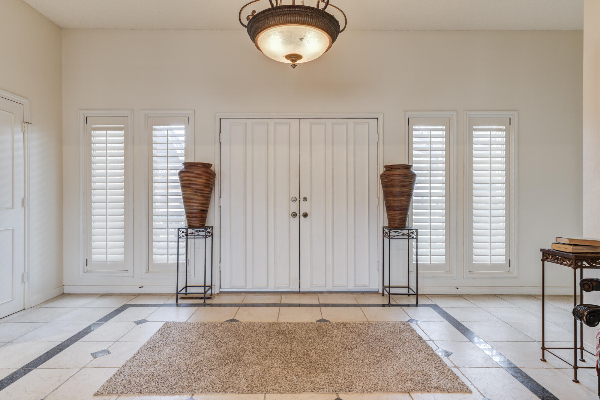 4405 89th Street Lubbock, TX 79424 - Photo 11 of 71 4405-89th-St_Lubbock-TX_7_Entryway