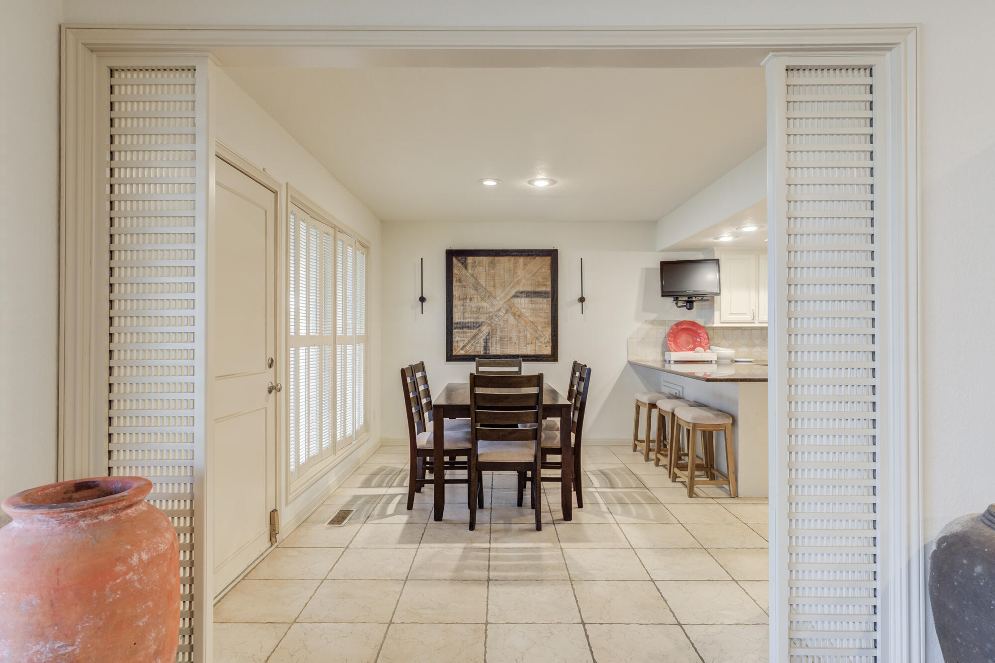 4405 89th Street Lubbock, TX 79424 - Photo 37 of 71 4405-89th-St_Lubbock-TX_42_Breakfast-Noo