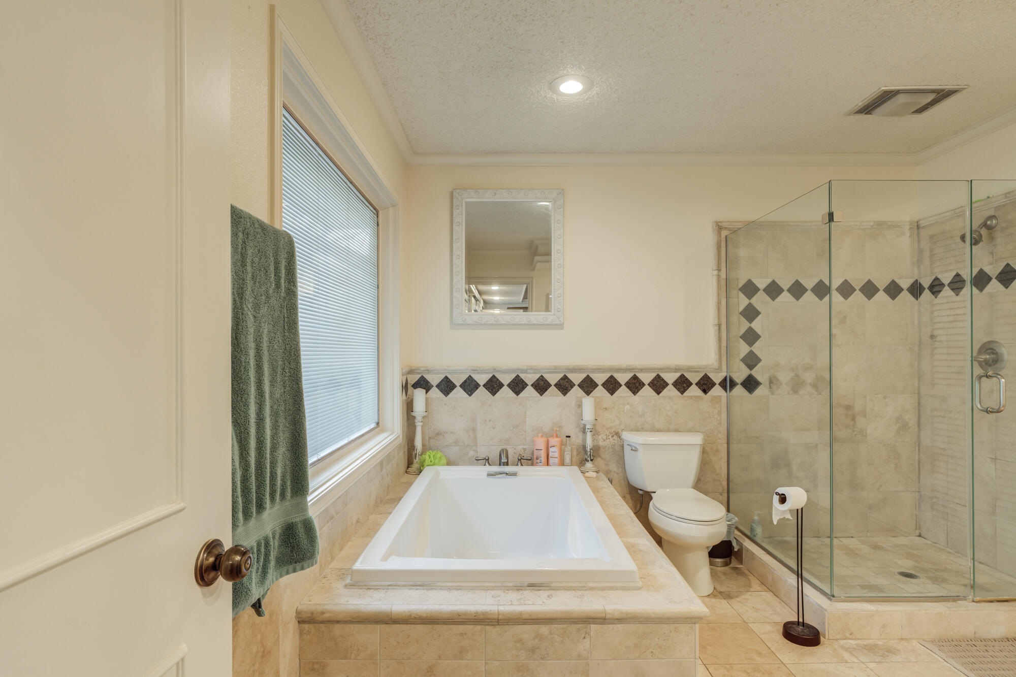 4405 89th Street Lubbock, TX 79424 - Photo 49 of 71 4405-89th-St_Lubbock-TX_56_Primary-Bathr