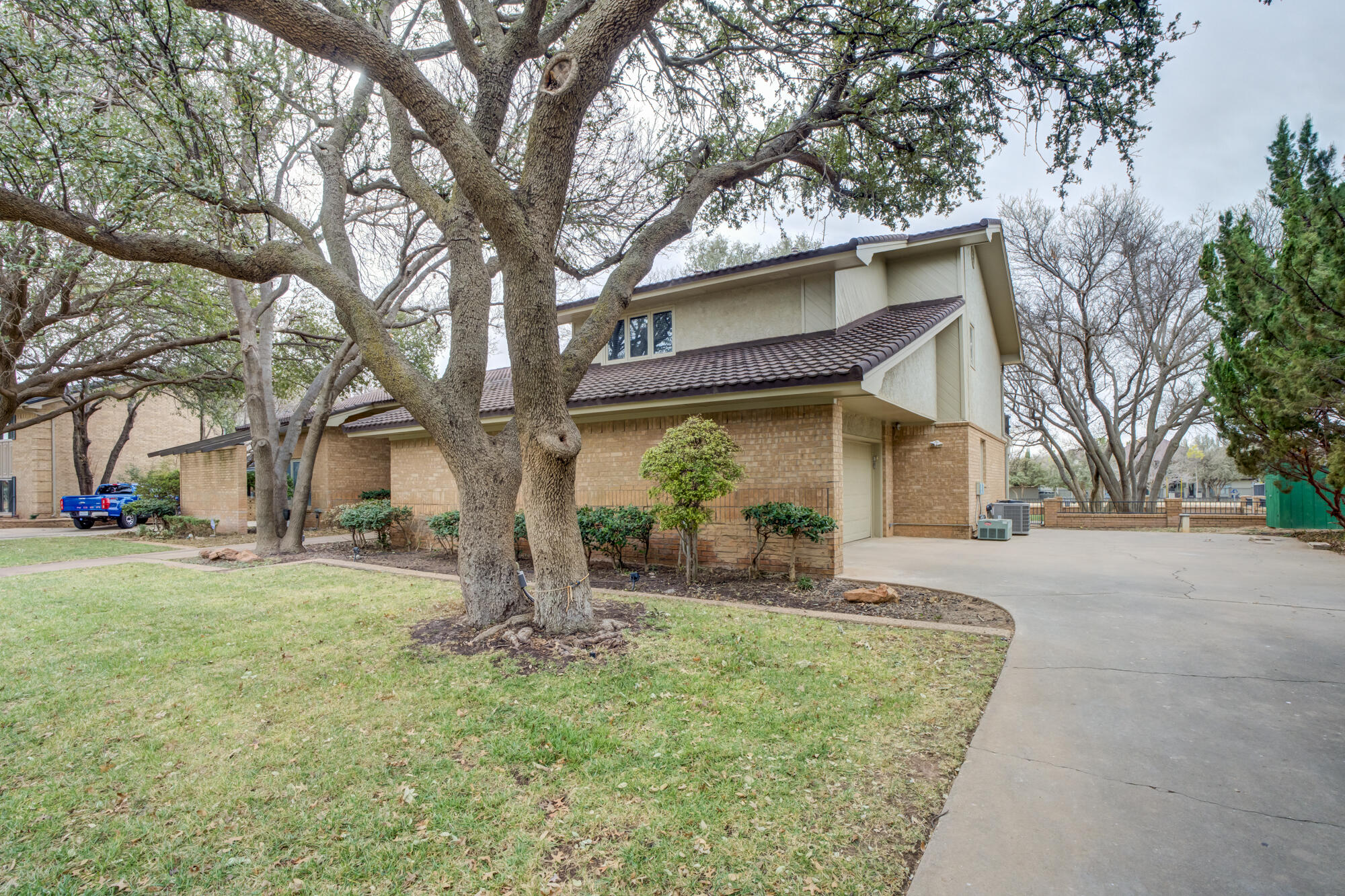 4405 89th Street Lubbock, TX 79424 - Photo 7 of 71 4405-89th-St_Lubbock-TX_1_Front-Exterior