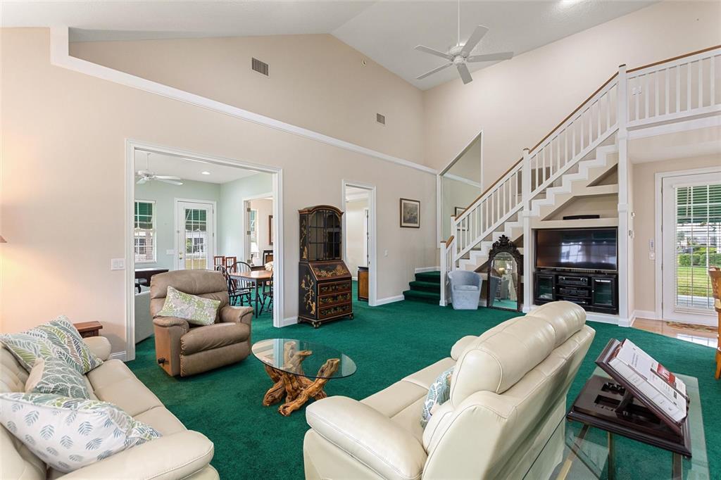 1046 Caravan Loop Polk City, FL 33868 - Photo 10 of 34