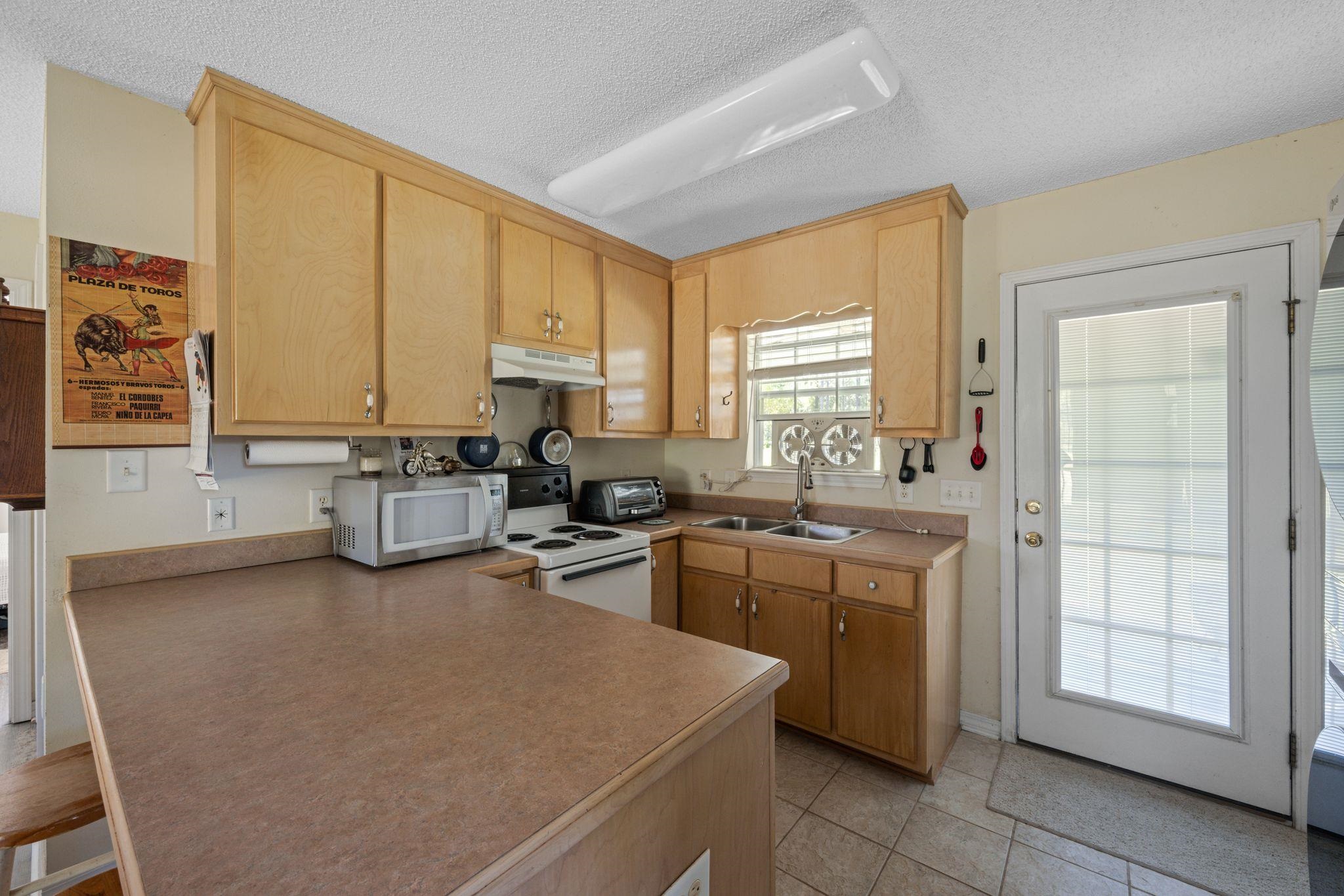 60998 Seales Road Stockton, AL 36579 - Photo 10 of 34 Kitchen