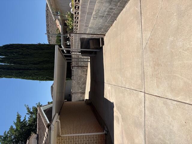 539 Diagonal Street St. George, UT 84770 - Photo 4 of 40 04 - 2 Car Attached Carport
