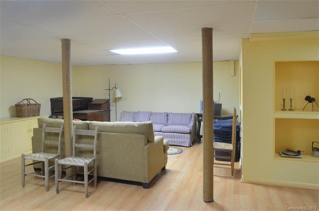 475 Purple Finch Road Brevard, NC 28712 - Photo 13 of 24 Gallery Image 13