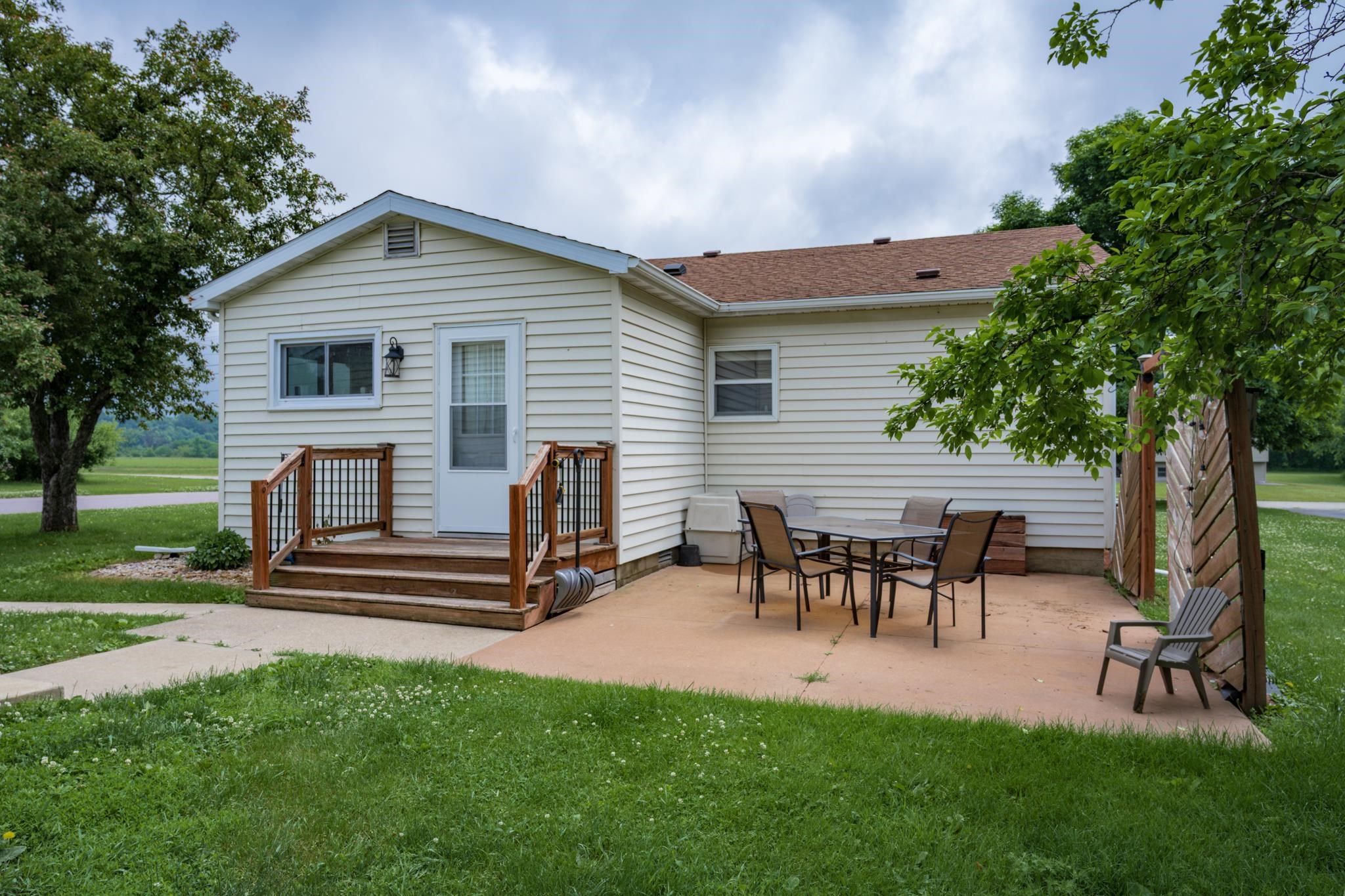 1313 2nd Main Street Elroy, WI 53929 - Photo 5 of 77