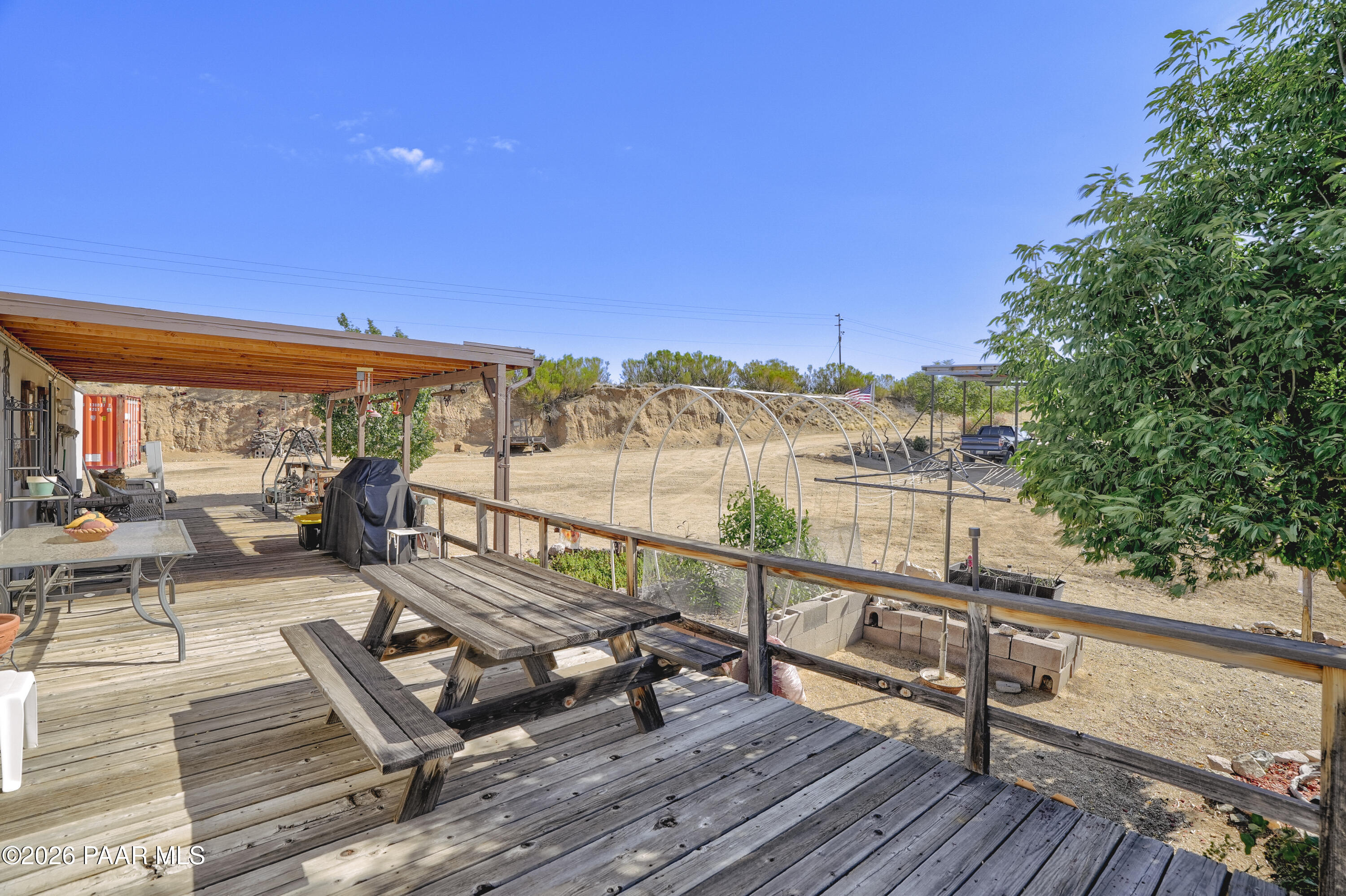 8360 West Barrington Road Wilhoit, AZ 86332 - Photo 25 of 36 Back deck