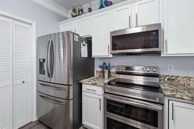 $348,500 | 925 Pierce Ivy Court Northeast, Lawrenceville, GA 30043