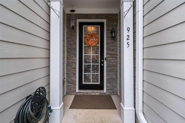 $348,500 | 925 Pierce Ivy Court Northeast, Lawrenceville, GA 30043