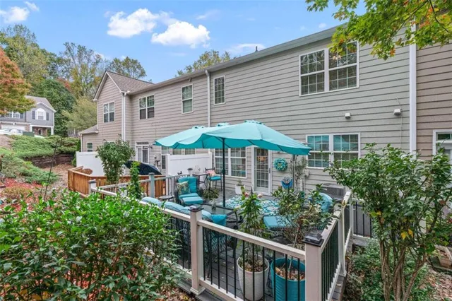 $348,500 | 925 Pierce Ivy Court Northeast, Lawrenceville, GA 30043