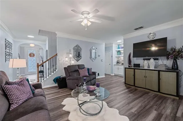 $348,500 | 925 Pierce Ivy Court Northeast, Lawrenceville, GA 30043