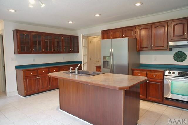 705 Yeopim Road Edenton, NC 27932 - Photo 17 of 35 Kitchen With 3 Walls Of Cabinetry