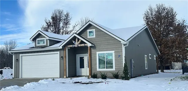 $475,000 | 5024 Cedar Grove Way, Lawrence, KS 66049