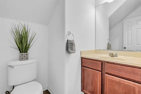 $270,000 | 16718 Warbler Drive, Conroe, TX 77385
