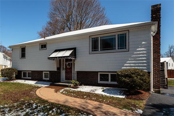 6 Barbara Road Stoneham, MA 02180 - Photo 17 of 22 Gallery Image 17