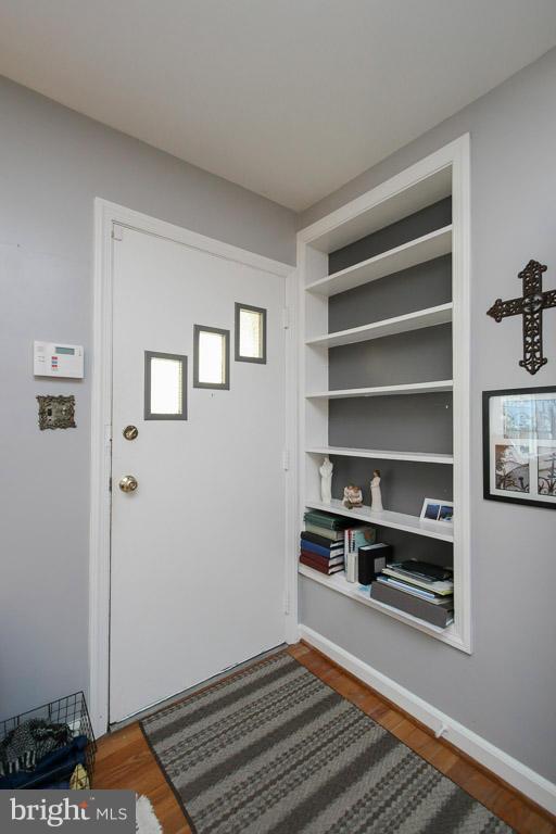 417 Kerwin Road Silver Spring, MD 20901 - Photo 2 of 30 a view of a hallway with closet