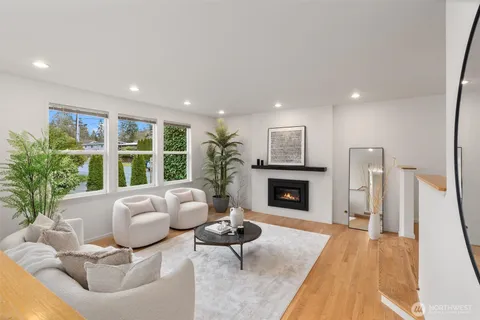 $949,950 | 16303 Burke Avenue North, Shoreline, WA 98133
