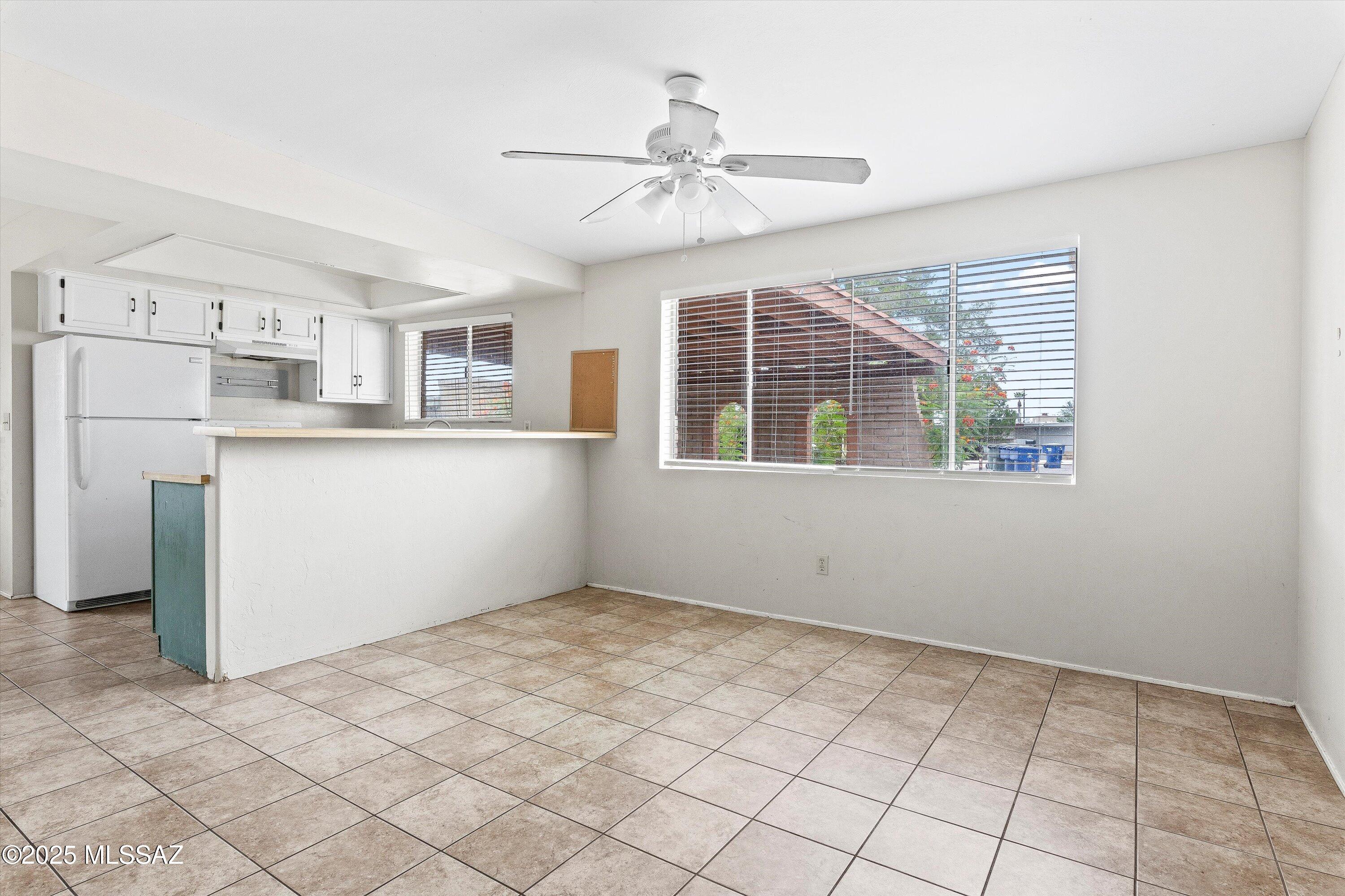 9436 East Stella Road Tucson, AZ 85730 - Photo 4 of 37 Gallery Image 4