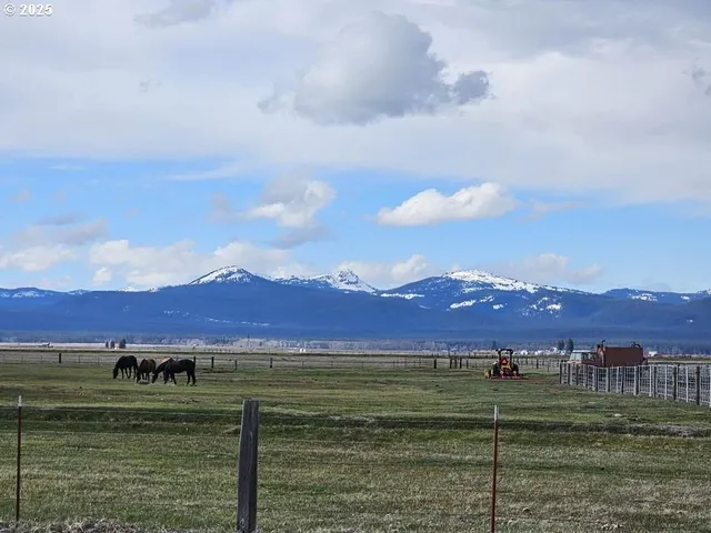 $7,950,000 | 9800 Sevenmile Road, Fort Klamath, OR 97626