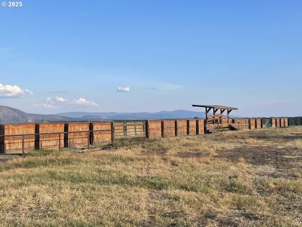 $7,950,000 | 9800 Sevenmile Road, Fort Klamath, OR 97626