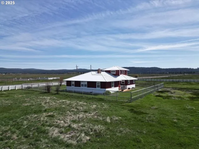 $7,950,000 | 9800 Sevenmile Road, Fort Klamath, OR 97626