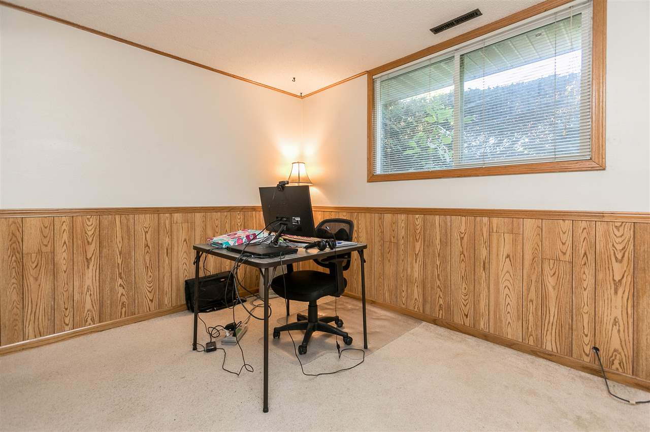 404 Hanover Road Southwest Cedar Rapids, IA 52404 - Photo 22 of 27 Gallery Image 22