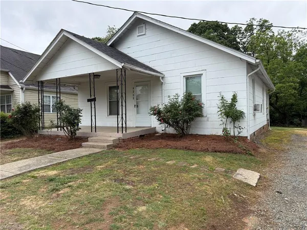 $1,100 | 4008 Leo Street, Winston-Salem, NC 27105