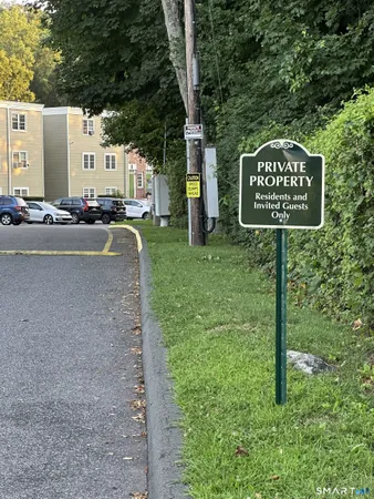 $315,000 | 5 Woodside Avenue, Unit F65, Danbury, CT 06810
