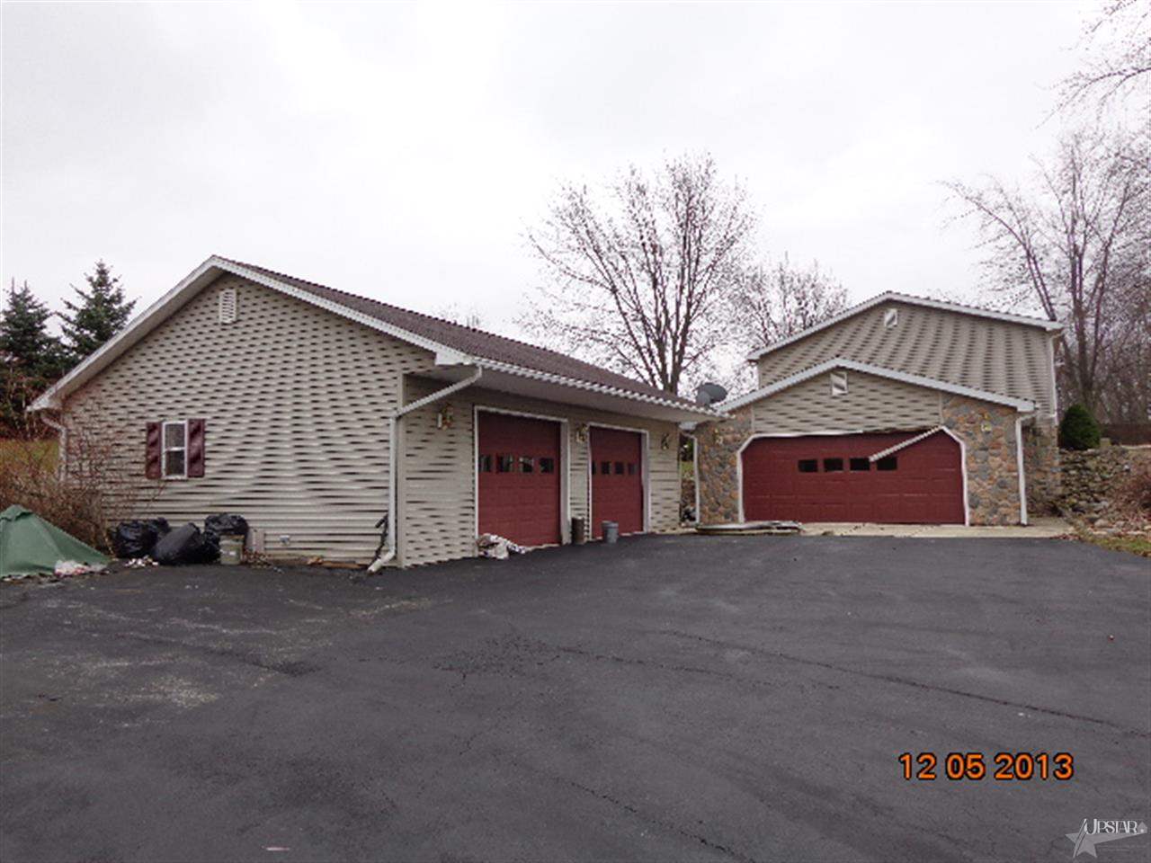 6615 North Mayne Road Roanoke, IN 46783 - Photo 2 of 16 Gallery Image 2