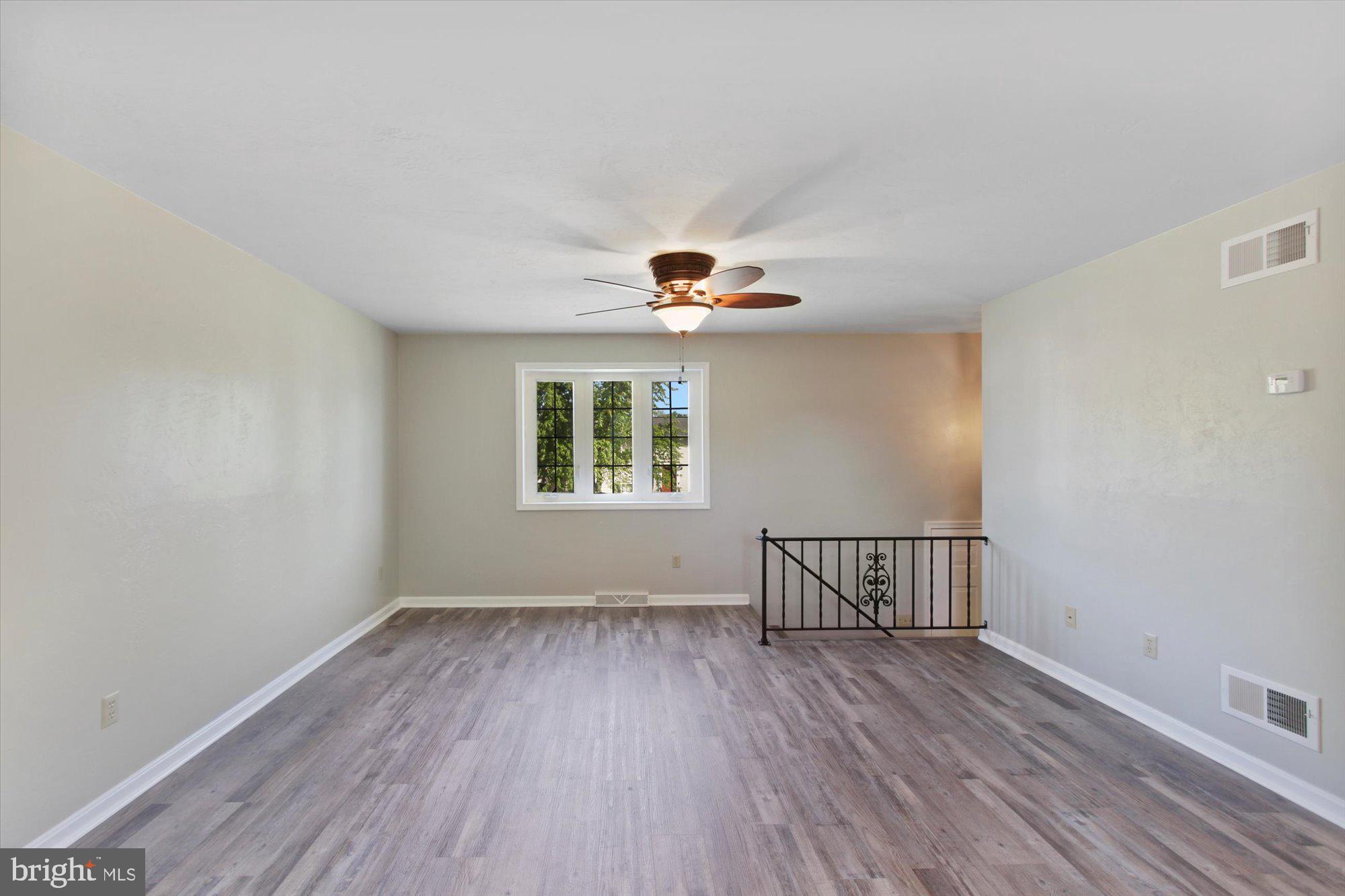 2401 Heather Road York, PA 17408 - Photo 8 of 28 Gallery Image 8