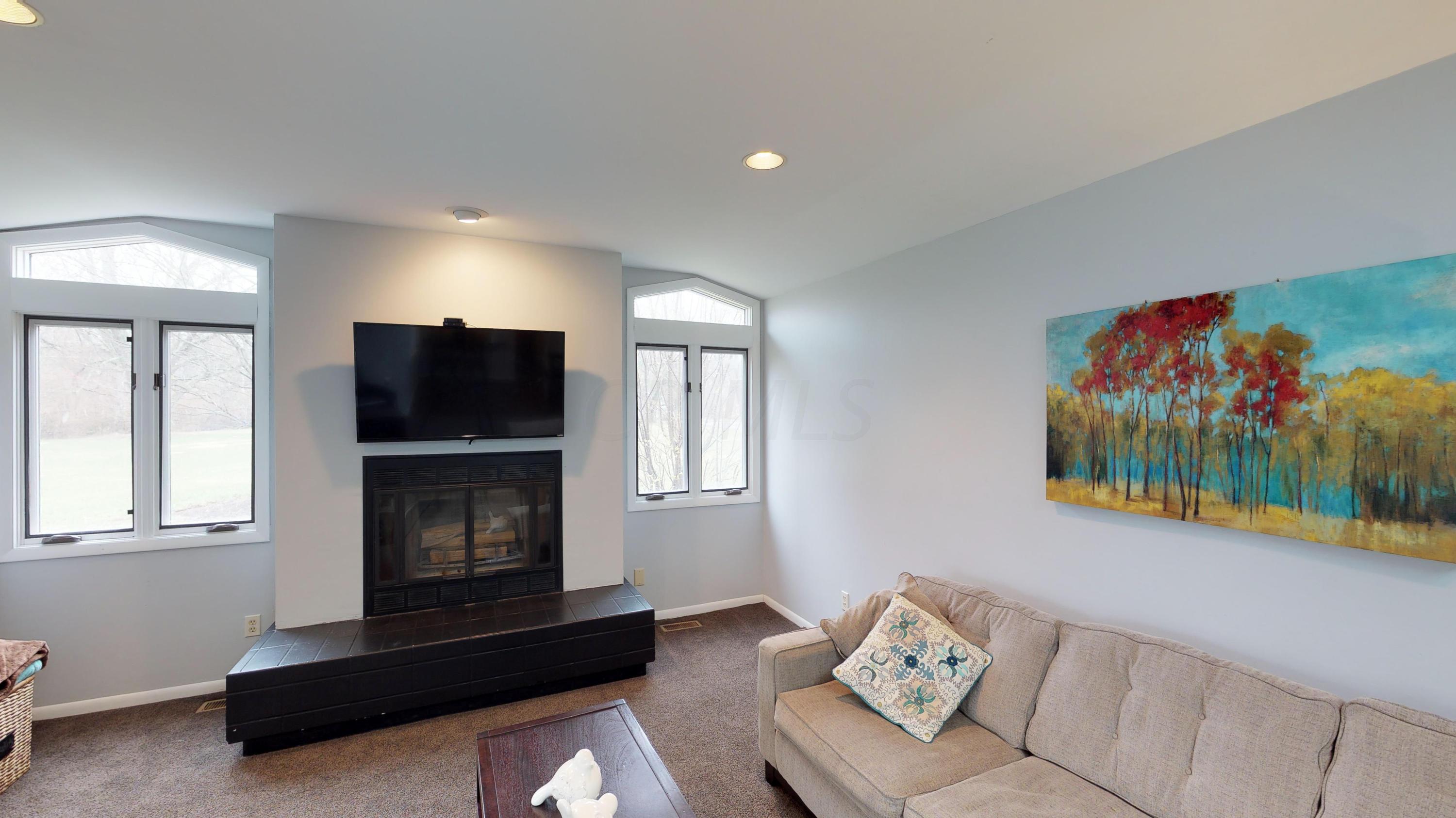 4364 Dublin Road Columbus, OH 43221 - Photo 6 of 20 Gallery Image 6