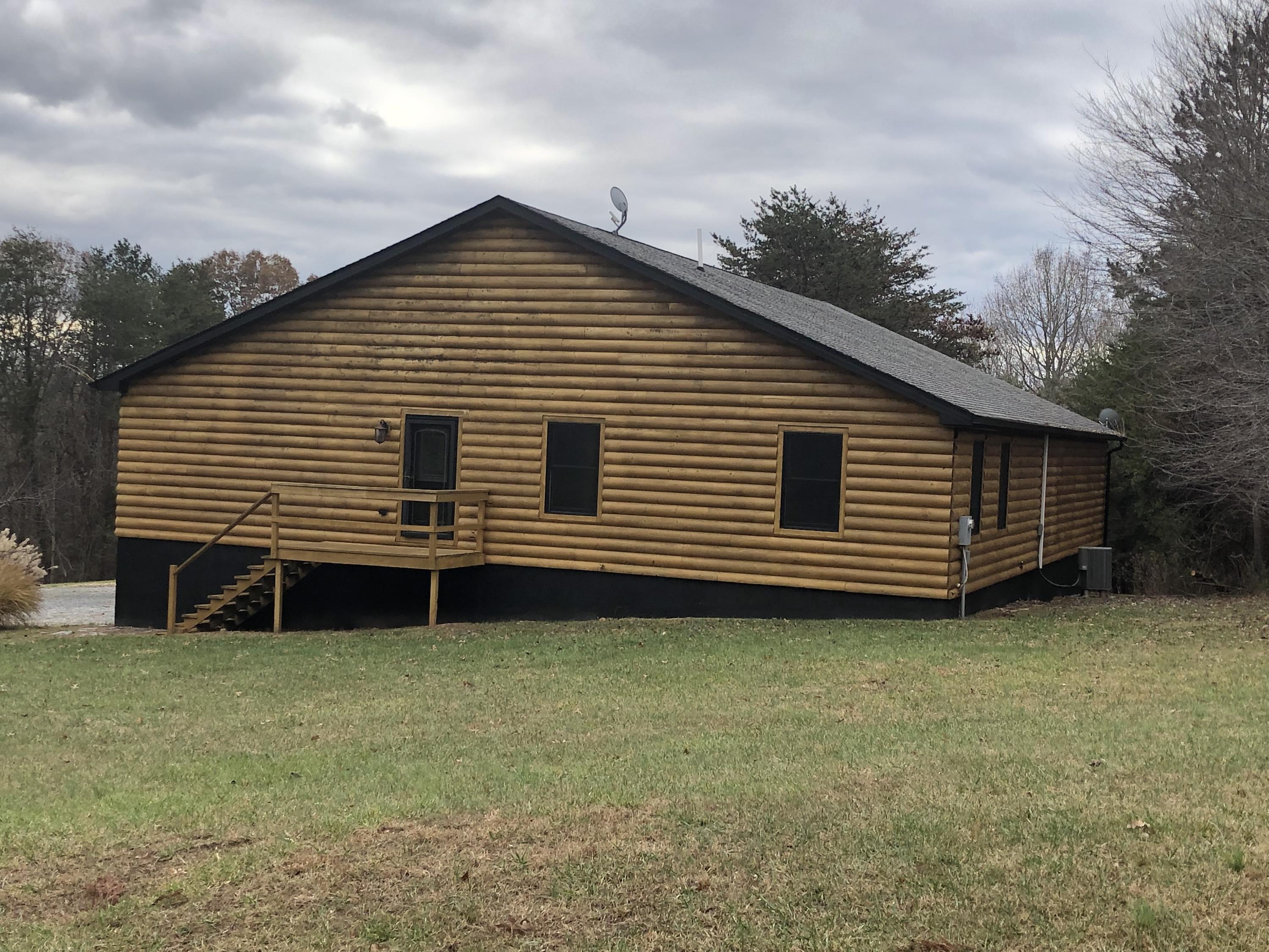 302 High Point Road Moneta, VA 24121 - Photo 33 of 48 Apartment