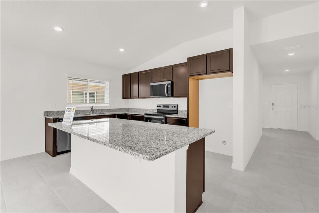 216 Rivermill Way Lake Wales, FL 33859 - Photo 3 of 19